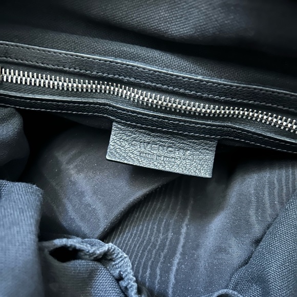 *AS GOOD AS NEW* GIVENCHY NIGHTINGALE Satchel! - Picture 6 of 10